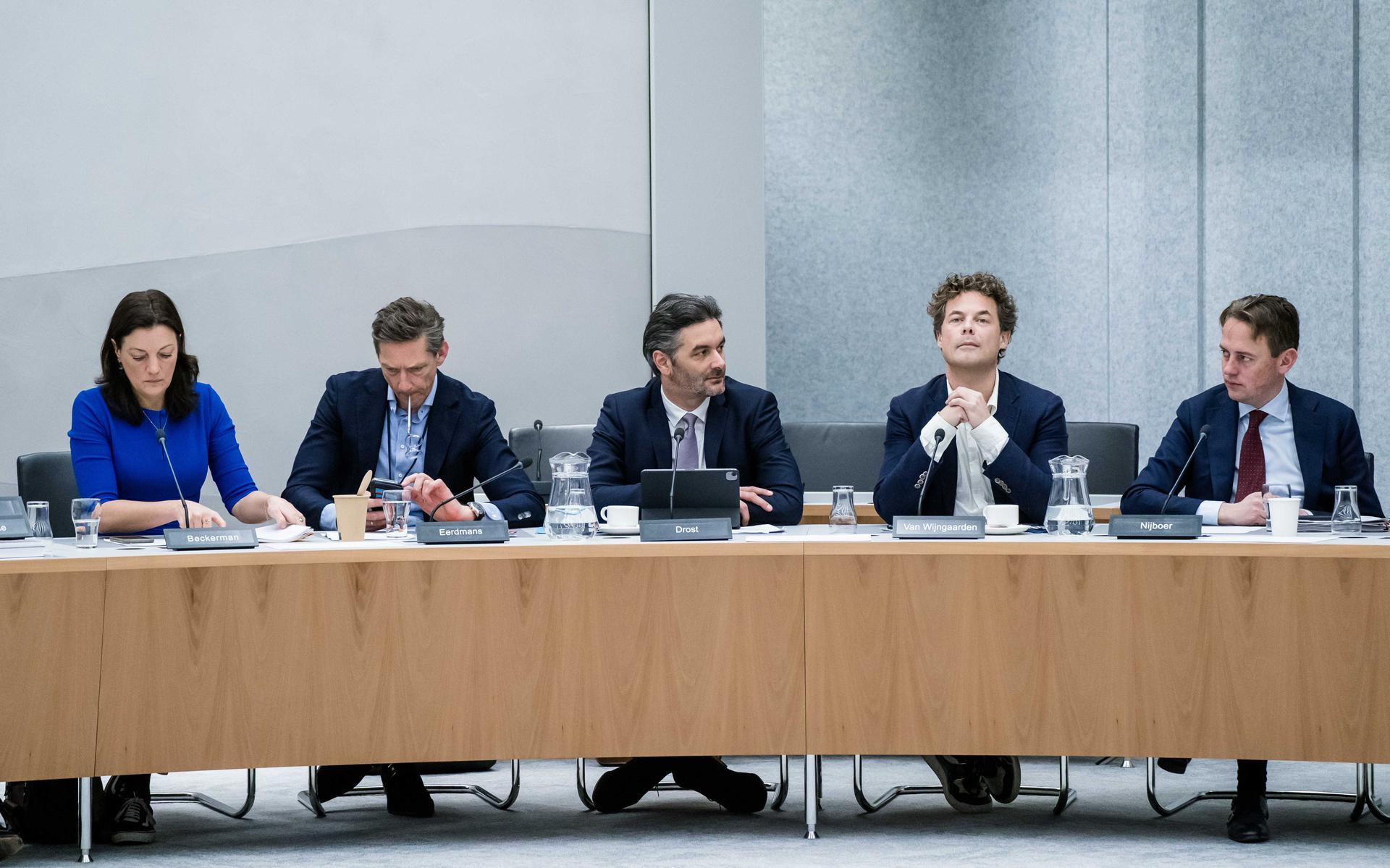  (VLNR) Sandra Beckerman (SP), Joost Eerdmans (JA21), Nico Drost (Christenunie), Jeroen van Wijngaarden (VVD), Henk Nijboer (Pvda) tijdens een commissiedebat over de aanpassing van de Mijnbouwwet. ANP BART MAAT