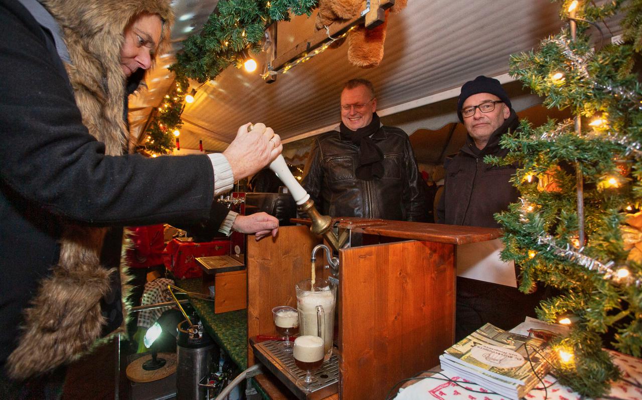 Het Kerst- en Winterbierenfestival in Hoogeveen kon zaterdag rekenen op ruim 1300 bezoekers. 