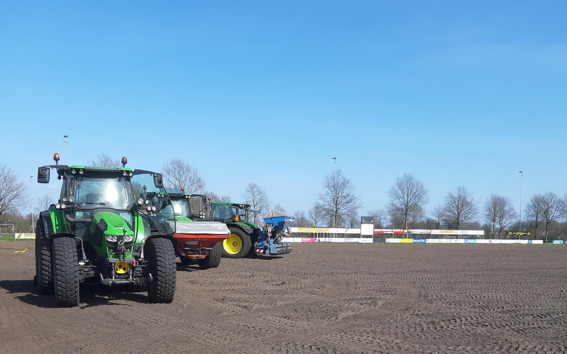 Ook het sportveld van KSC in Schoonoord wordt opgeknapt.