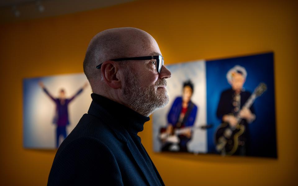 Directeur Andreas Blühm tijdens de Rolling Stones-tentoonstelling in het Groninger Museum in 2021.