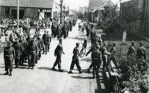 Ruim twintig Canadezen sneuvelden tijdens de bevrijding van Wagenborgen. Collectie gemeente Delfzijl. 