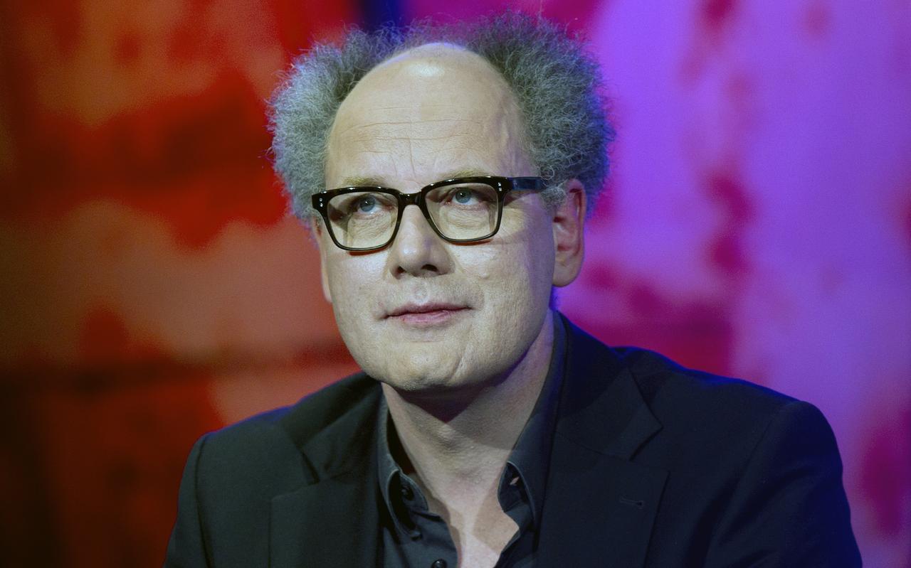 Met de roman ‘Swansdale’ bewijst P.F. Thomése (64) zijn veelzijdigheid. Met de roman ‘Swansdale’ bewijst P.F. Thomése (64) zijn veelzijdigheid.