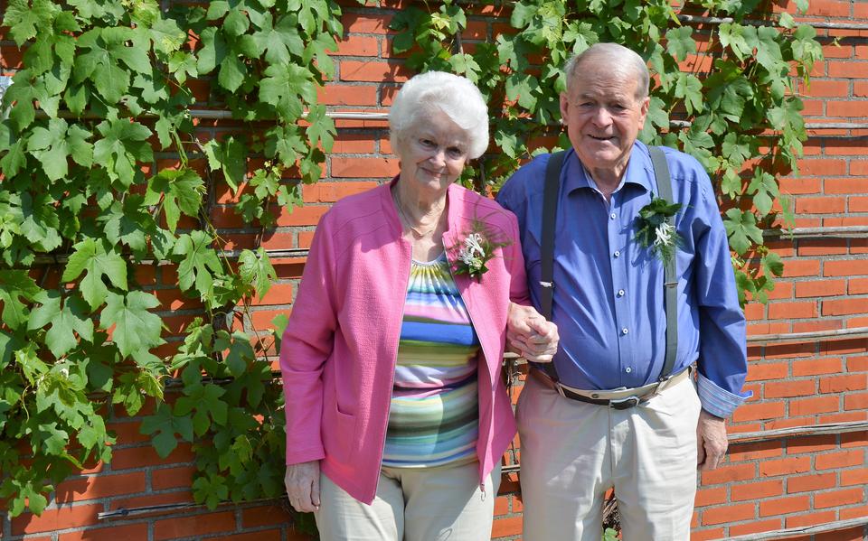 Harm en Hillie Wiegers uit Borger zijn 65 jaar getrouwd.