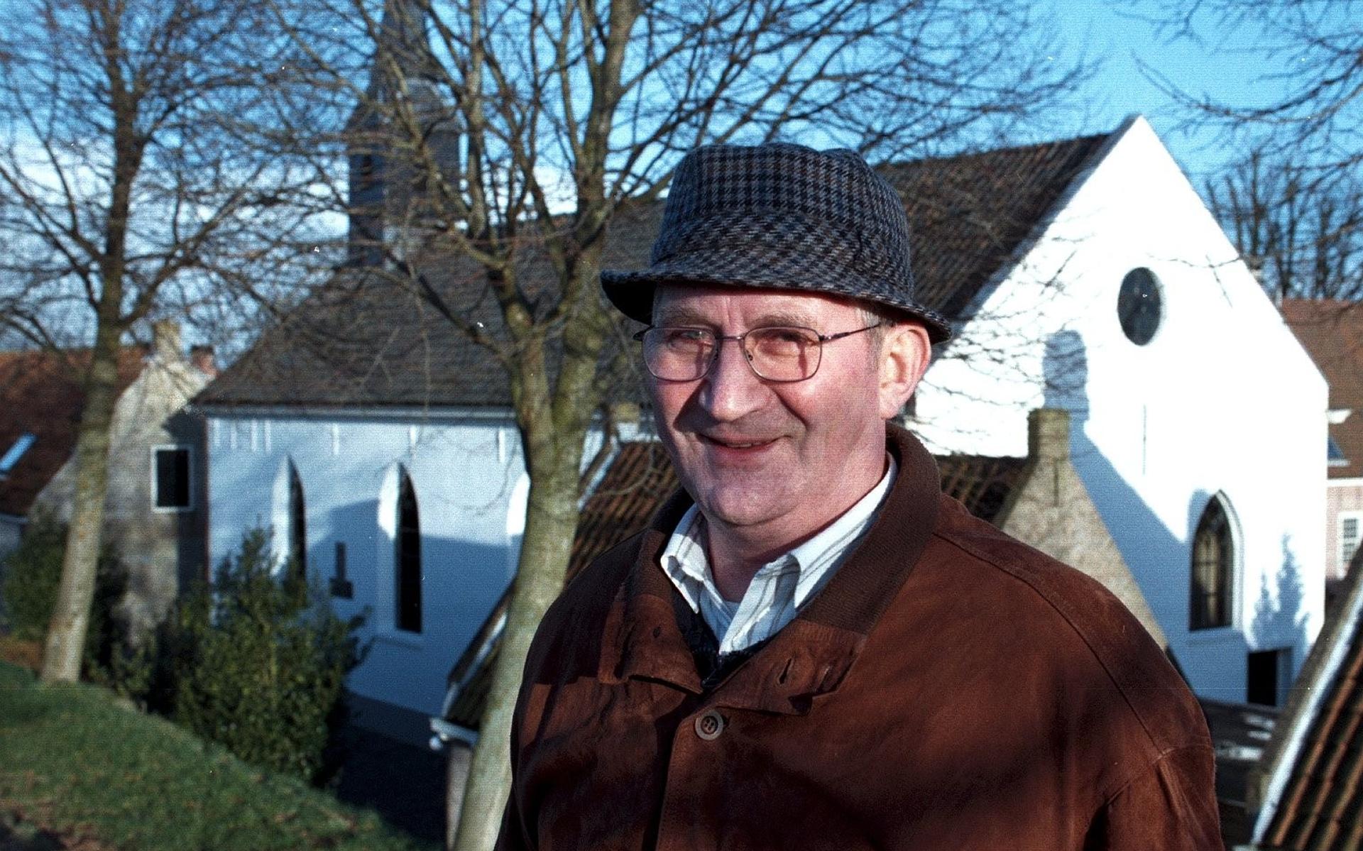 Hendrik Geukes in 1999, bij zijn afscheid van de VVV en de Stichting Vesting Bourtange