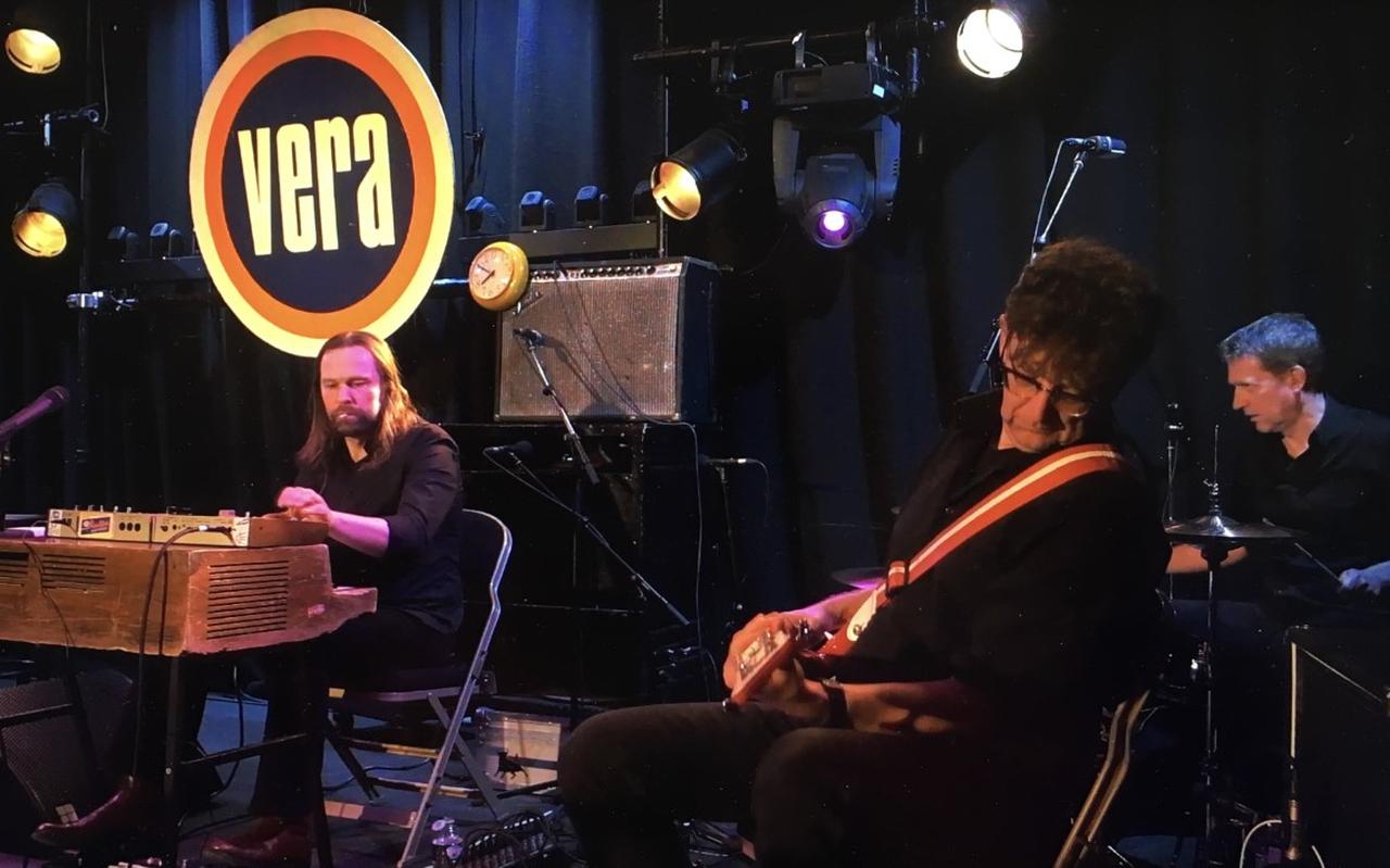 Das Audio Combo (vlnr. André Dodde, Jan Veenkamp en Arnold Veenkamp) in Vera. Das Audio Combo (vlnr. André Dodde, Jan Veenkamp en Arnold Veenkamp) in Vera.