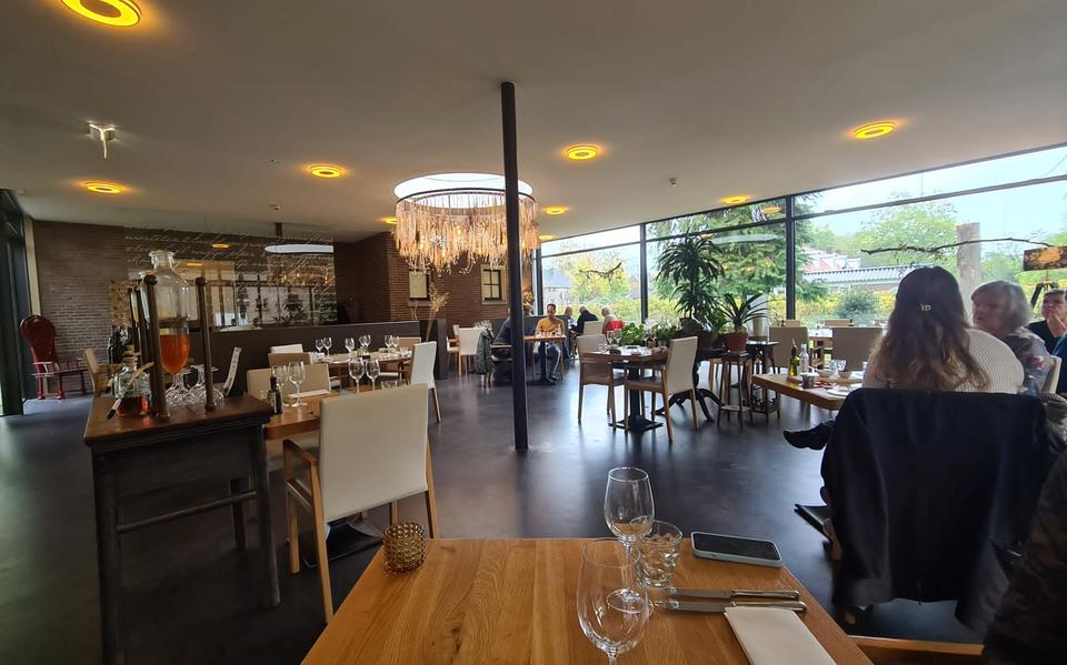 Het restaurant van Bitter en Zoet bestaat volledig uit glas 