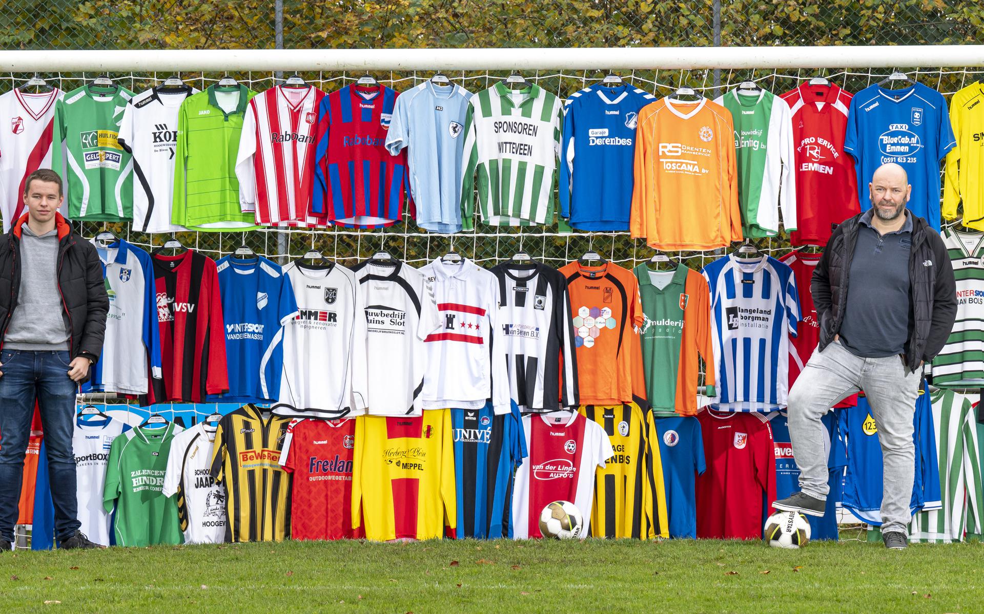 Welke voetbalploeg steelt de show op het veld met een bijzonder Dit zijn de mooiste broekjes en -shirts volgens een deskundige jury - Dagblad van het Noorden