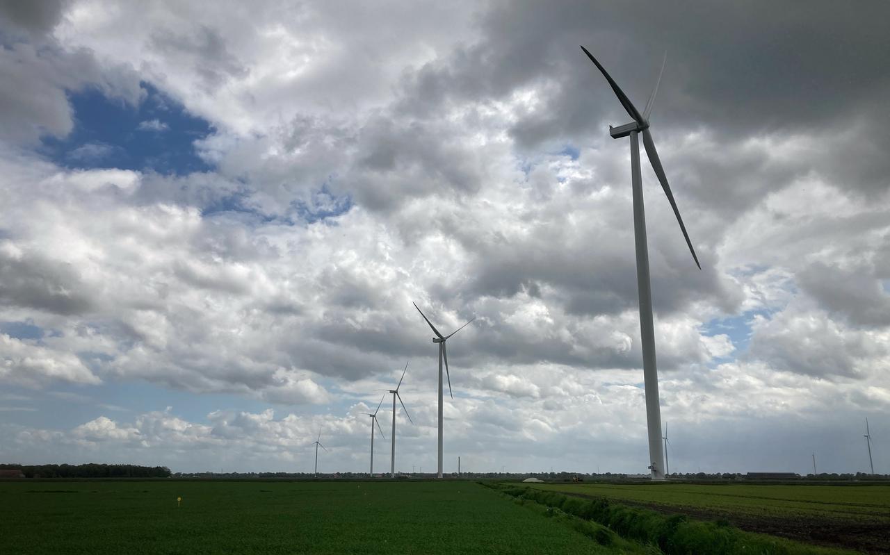  Windturbines Drentse Monden en Oostermoer bij Nieuwediep 