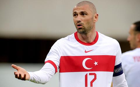 Burak Yilmaz, spits en captain van Turkije