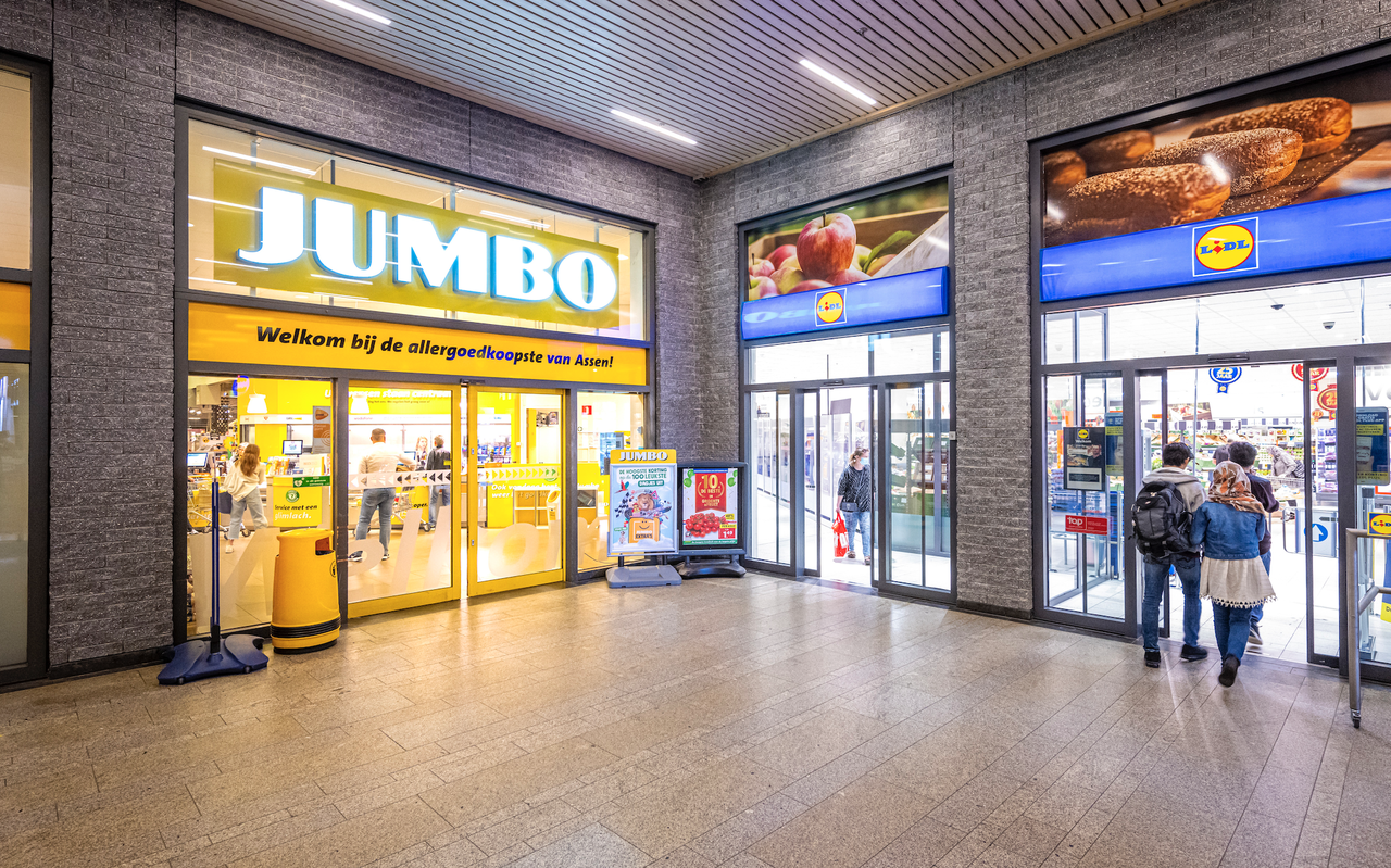 De Jumbo en de Lidl zitten naast elkaar in winkelcentrum Cité.