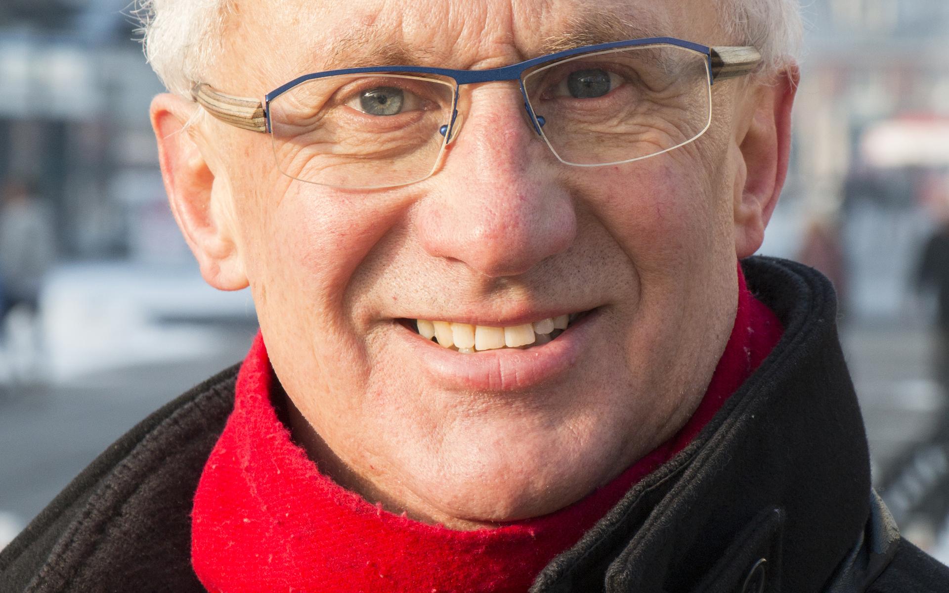 In Memoriam I Jan Dirk Huising (1952 - 2023) uit Emmen, een vrolijke nachtburgemeester die zijn thui