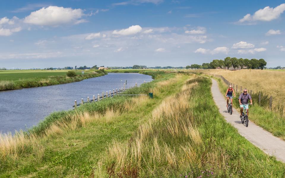 Het Reitdiep is toe aan een stevige baggerbeurt.