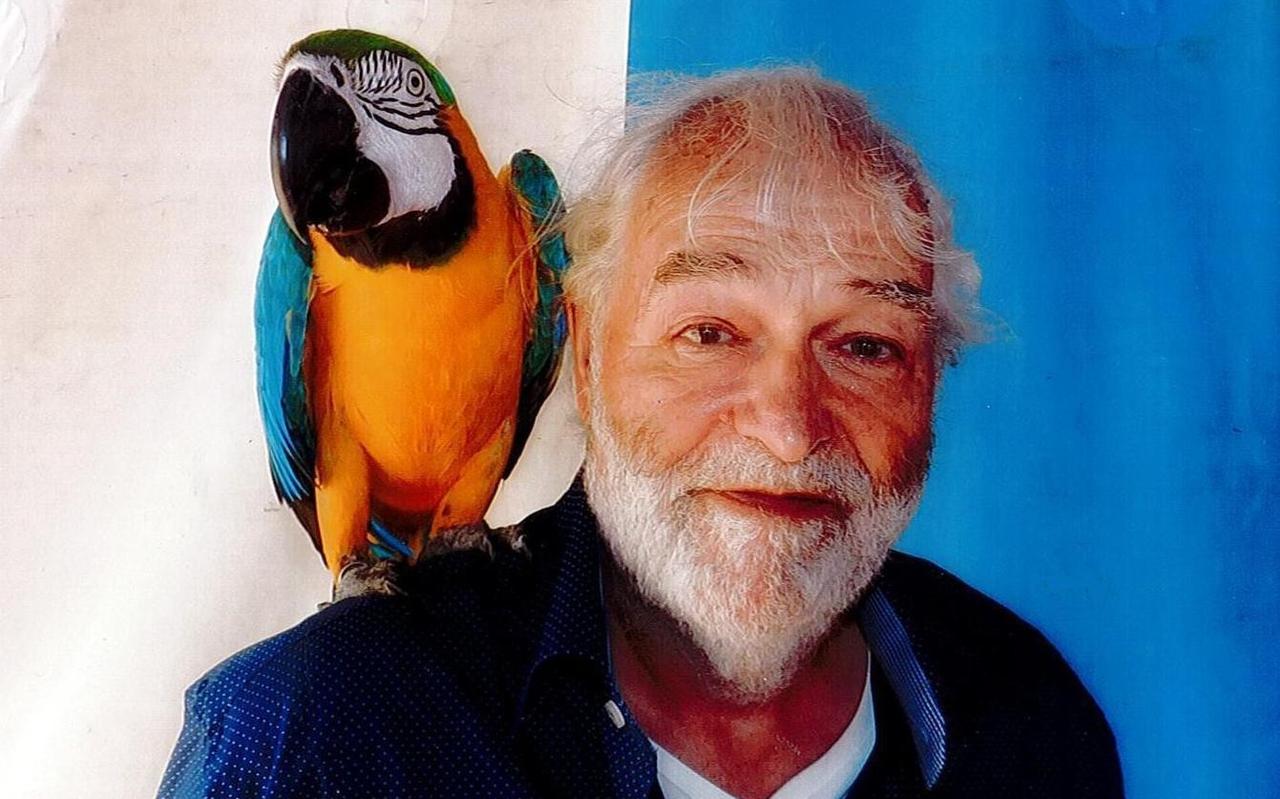 Didier Eldik. Didier Eldik.