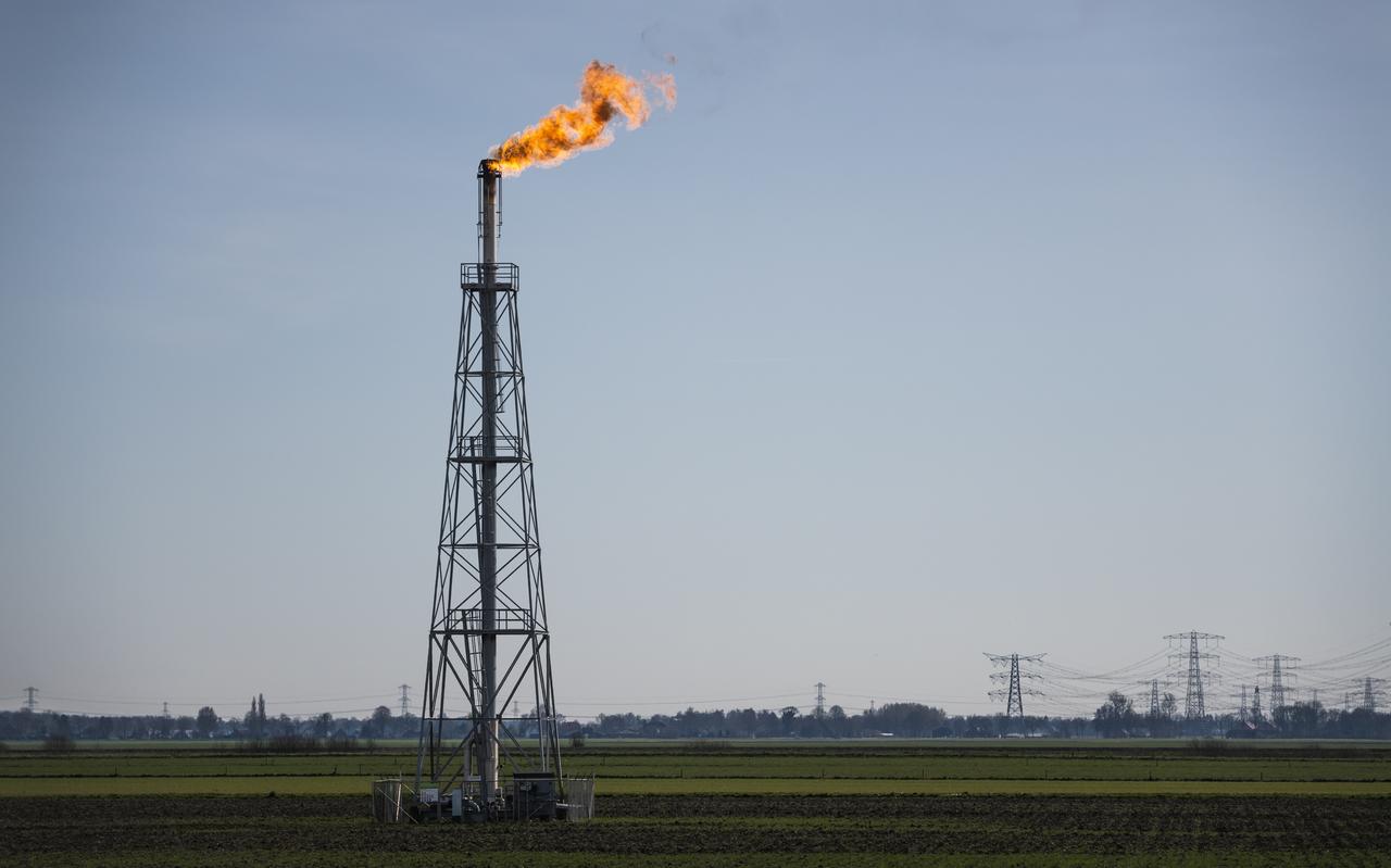 De gaswinning in Groningen wordt snel afgebouwd. De gaswinning in Groningen wordt snel afgebouwd.