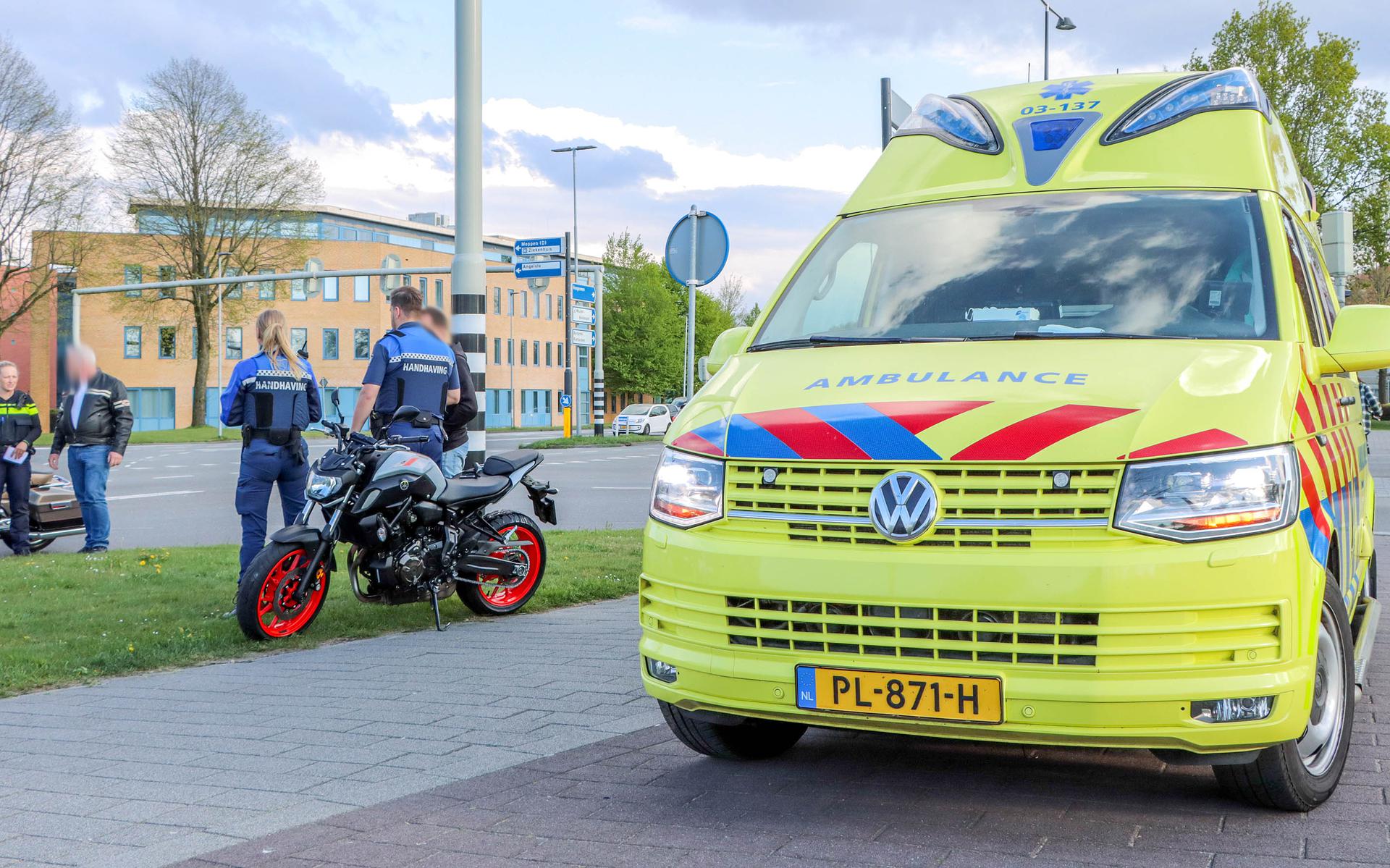 Een motorrijder kwam ten val op de Hondsrugweg in Emmen.