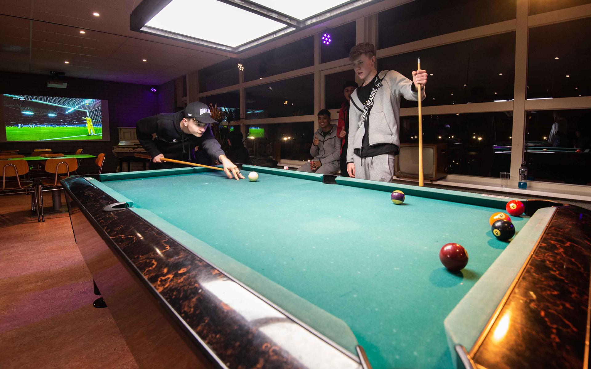 El Padrino opent in Assen de deuren voor jeugd van Kloosterveen. ‘Jongeren waren enthousiast, sfeer 