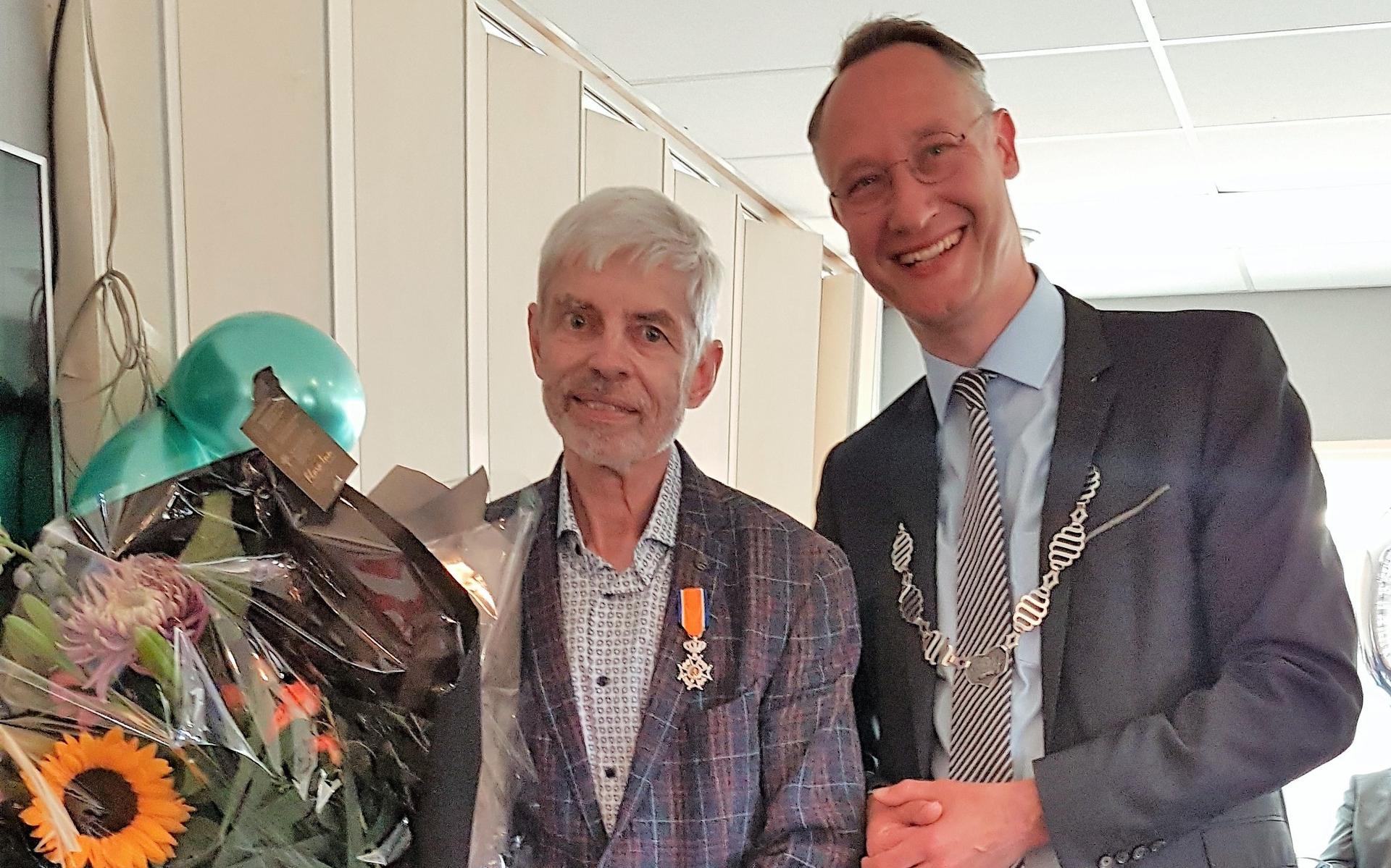 Koninklijke onderscheiding voor Jan van Duuren uit Buinen.