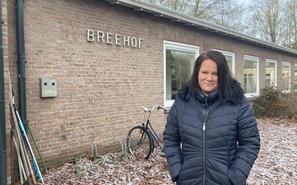 Renate Harkema werkte van 2000 tot 2005 tussen dak- en thuislozen in De Breehof. Als regiomanager is ze nauw betrokken bij de grootschalige verbouwing van het pand, die kort na de jaarwisseling gaat beginnen.