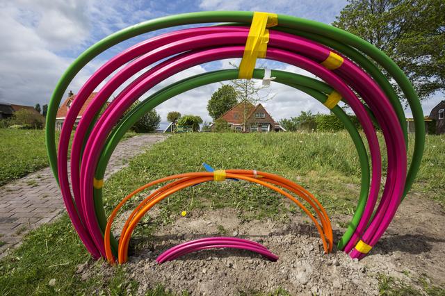 De provincie Groningen trekt niet bij voorbaat de portemonee om ook de meeste afgelegen woningen op 