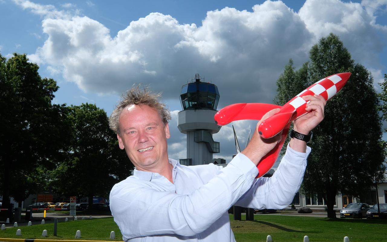 Simon-Robert Voogd van DroneQuest ziet de rol van drones steeds groter worden. ,,Ze zijn goedkoop, veilig, duurzaam en snel''. Simon-Robert Voogd van DroneQuest ziet de rol van drones steeds groter worden. ,,Ze zijn goedkoop, veilig, duurzaam en snel''.