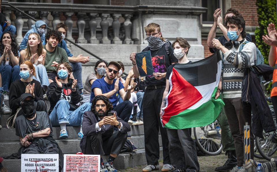 Een van de pro-Palestijnse demonstraties bij de RUG in 2024. 