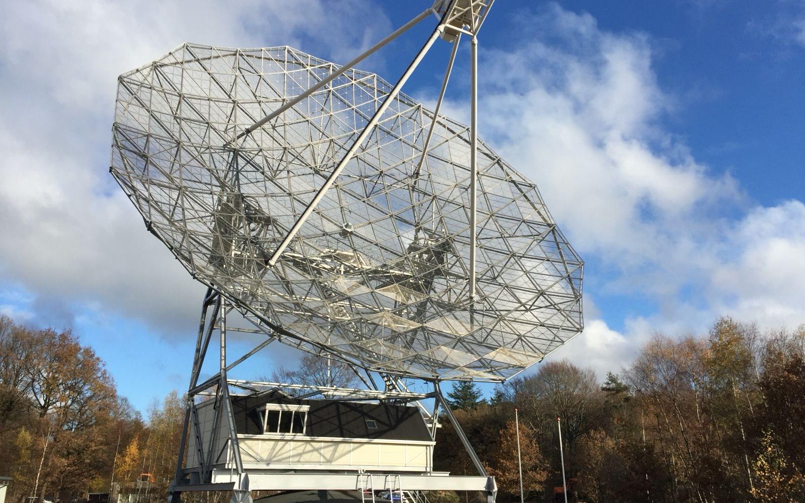 Radiotelescoop in Dwingeloo ontvangt signalen van Voyager 1. 'We hebben staan juichen in de telescoo