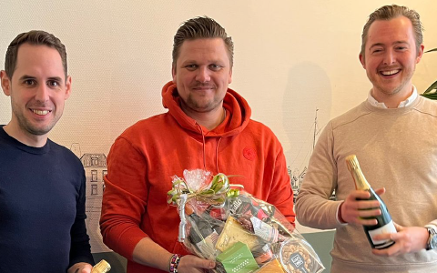 Erwin Manten (oprichter van Pixl) en de oprichters van Tomorrowmen, Yorick Voorthuijzen en Roman Solarz (vlnr). 