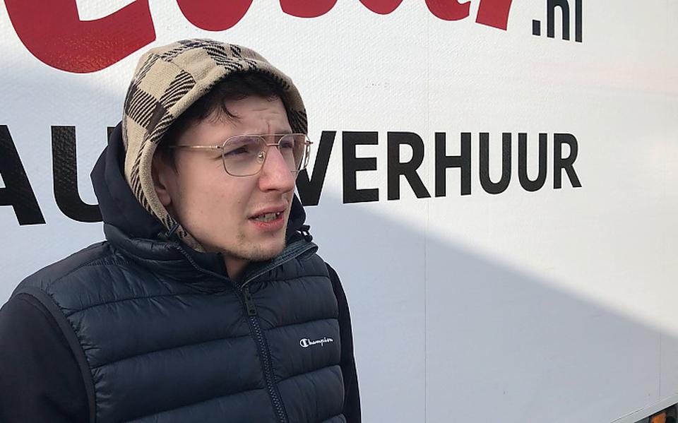 Anton Rashchenko reist met een bus vol spullen naar Polen om vluchtelingen te helpen