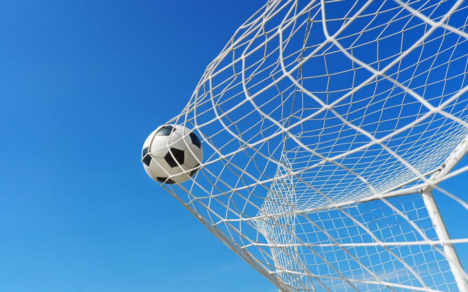Veel goals in de wedstrijd Hoogeveen tegen Staphorst