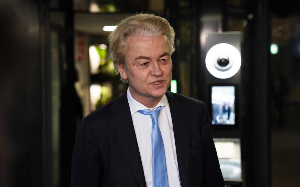 Geert Wilders maandag voor aanvang van de vervolggesprekken met informateurs Dijkgraaf en Van Zwol en de formerende partijen PVV, VVD, NSC en BBB. 