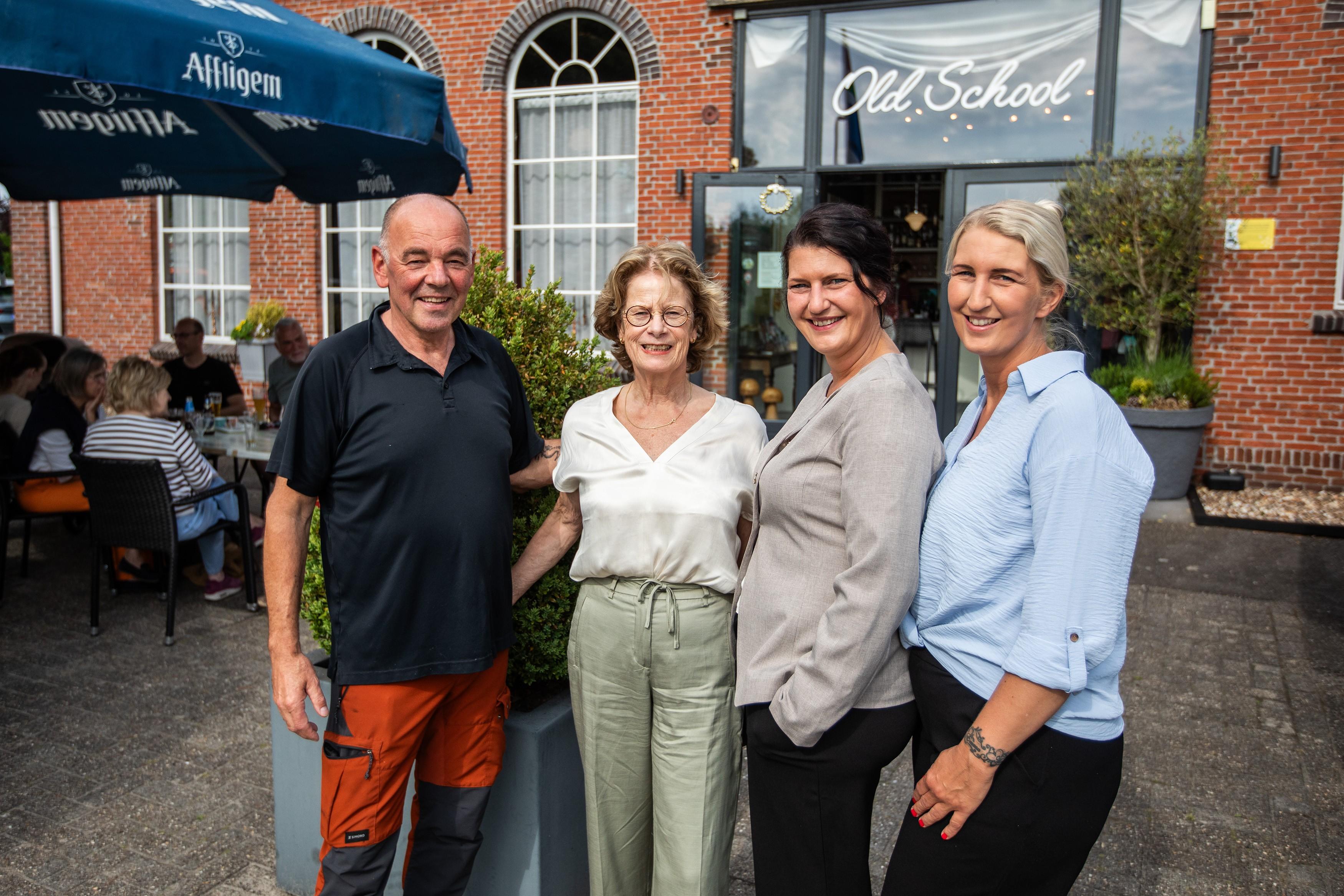 Zusjes Ellina (43) en Mariska (40) gaan Old School aan het Oldambtmeer runnen. ‘Brasserie zit op een