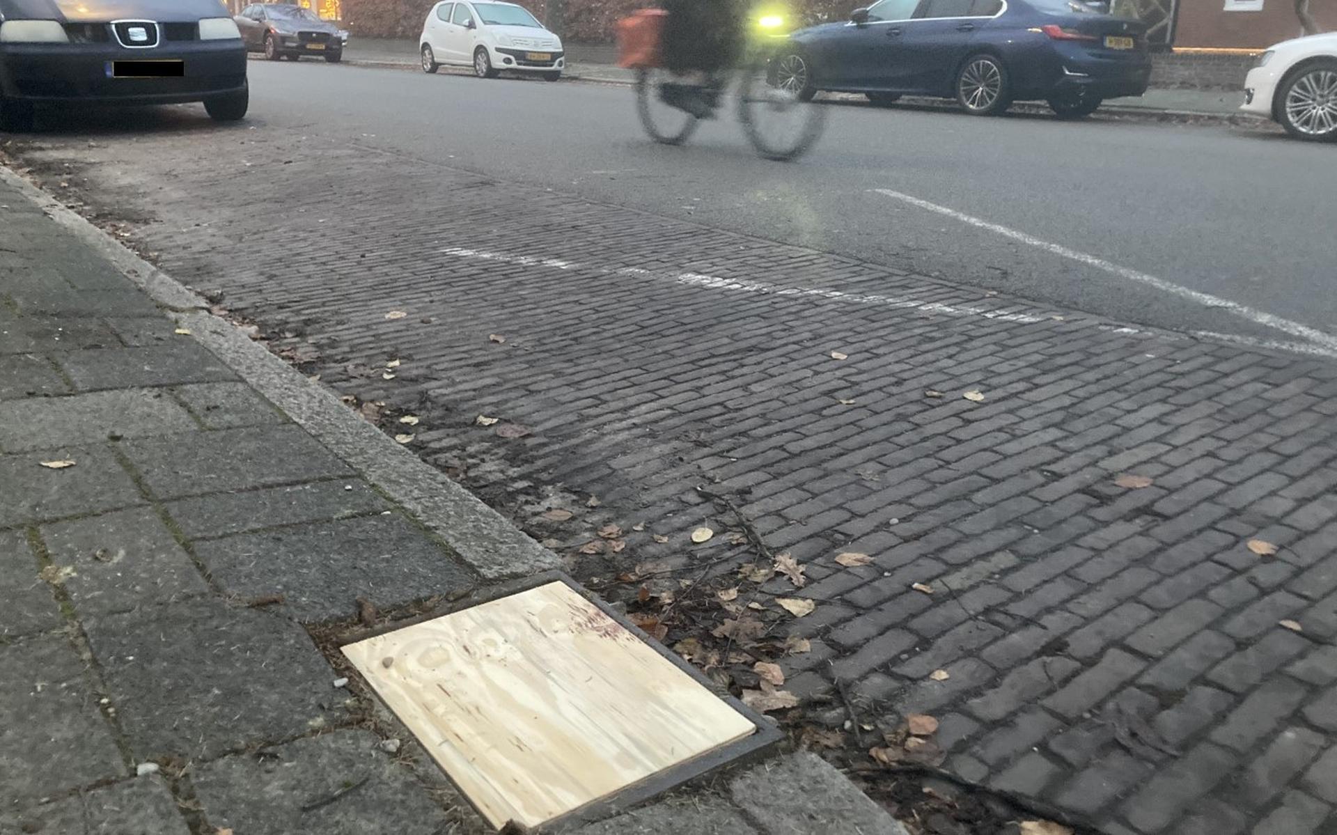 In de gemeente Groningen zijn in december tientallen putdeksels verwijderd.