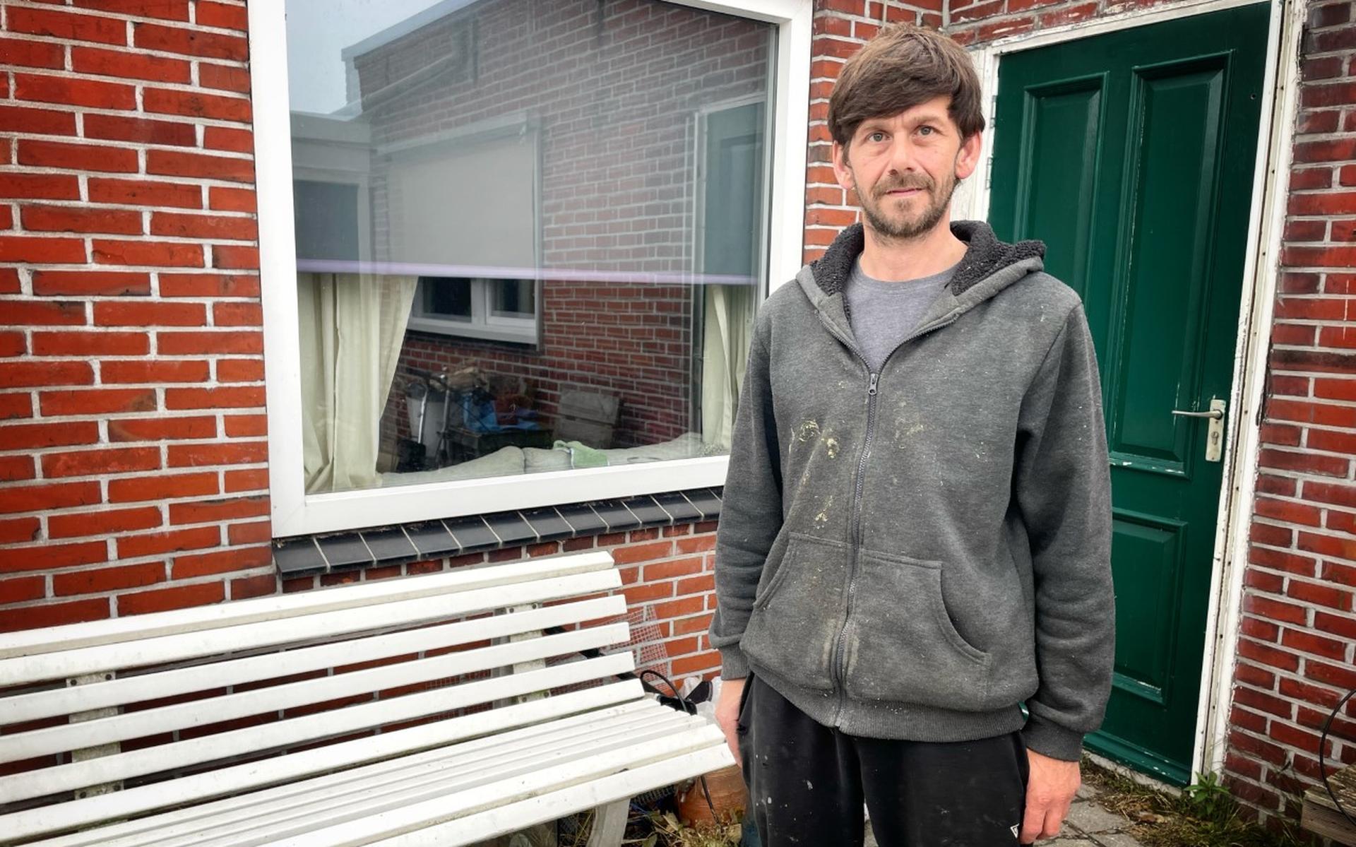 'Bliksems! Wat een klap was dat', zegt Ronald Wildeboer uit Uithuizermeeden na de aardschok zaterdag