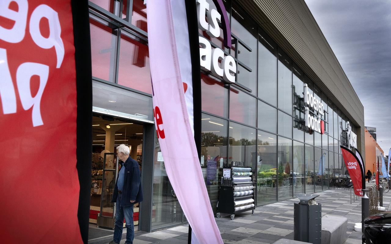 Sontplein nieuwe stijl met hier Pets Place. Sontplein nieuwe stijl met hier Pets Place.