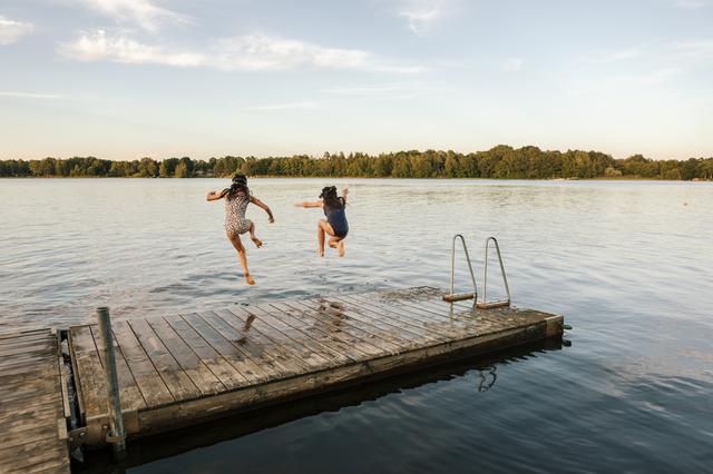 Warm weekend op komst? Dit zijn 5 heerlijke plekken om af te koelen in Groningen en Drenthe