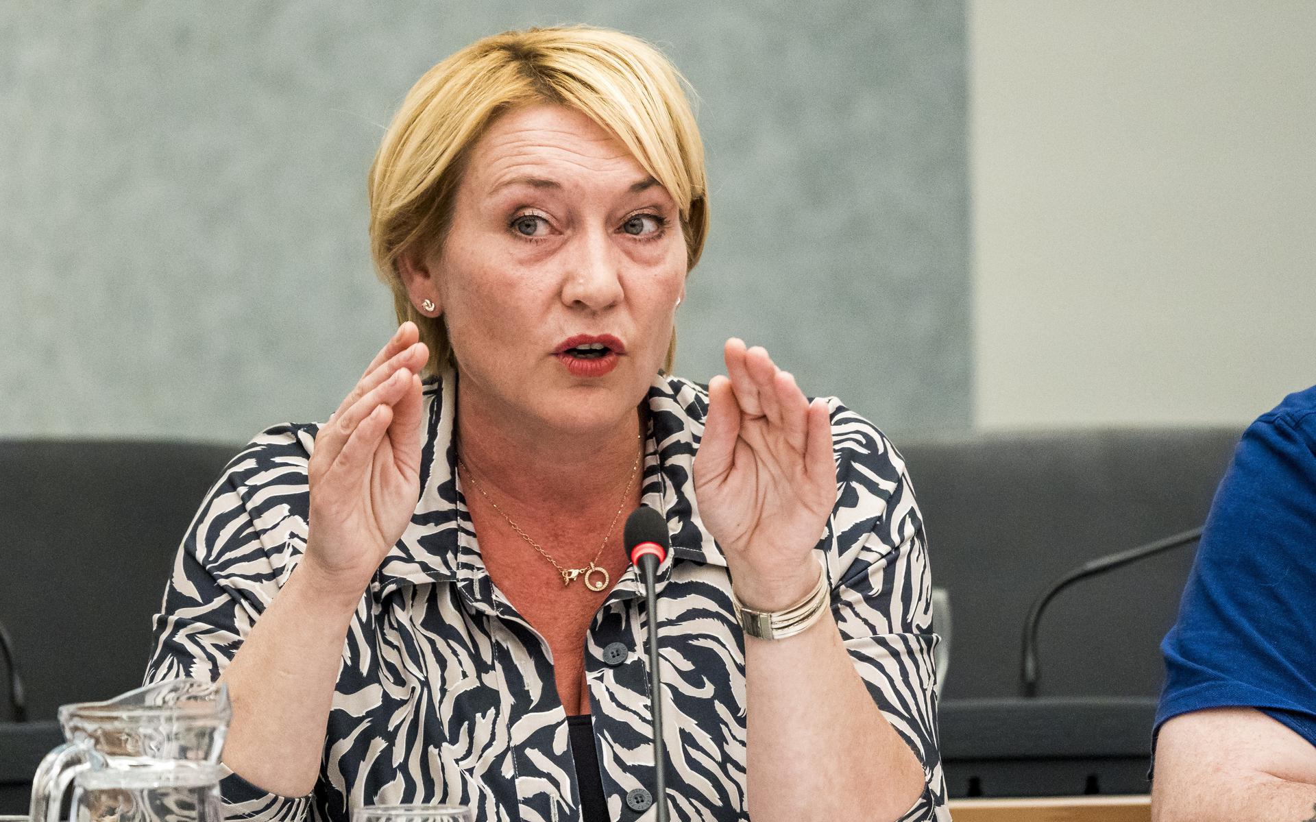 Raadslid Herma Hemmen vindt dat de 'speelruimte' voor kansarme asielzoekers nog kleiner moet worden.