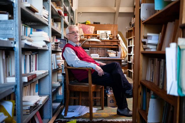 Hero Hokwerda uit Groningen kust de dode dichter Konstantinos Kavafis wakker