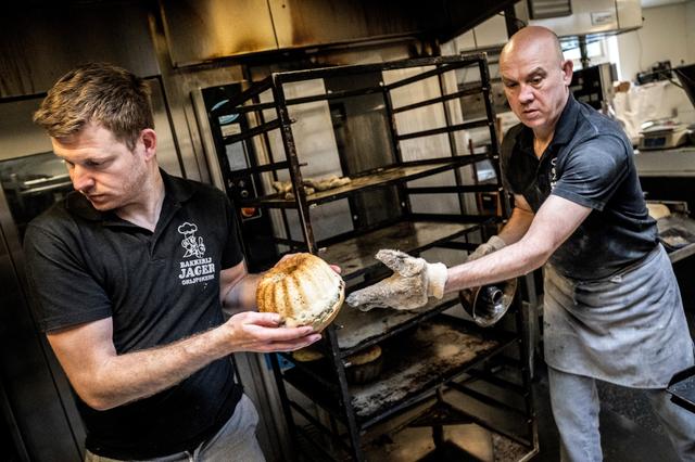 Geen inspiratie voor het paasontbijt? Bert (34) van poffertbakkerij Jager in Grijpskerk maakt elk ja