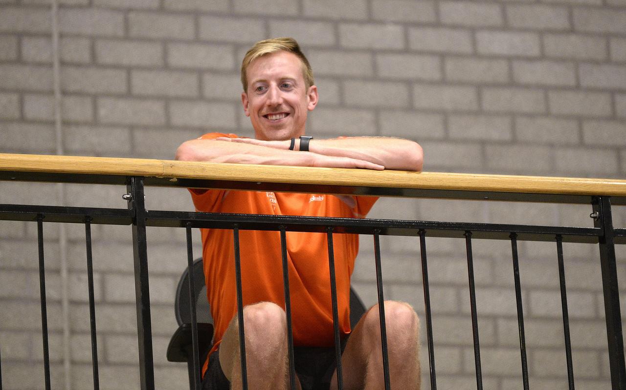 Chris Voth op de tribune bij de eerste training van Lycurgus: ,,Het is mijn droom om hier terug te komen en weer in Groningen te leven.’’ Chris Voth op de tribune bij de eerste training van Lycurgus: ,,Het is mijn droom om hier terug te komen en weer in Groningen te leven.’’