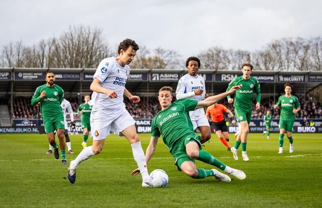 FC Groningen wint op heilige grond van Telstar en blijft strijden om play-offticket