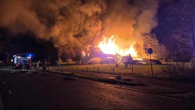 Grote brand in boerderij Zuidwolde