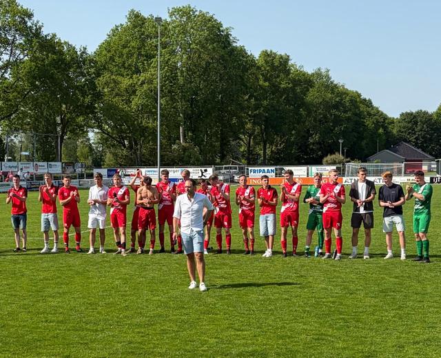 Opende kan geweldig seizoen niet bekronen met titel. ‘Jammer, maar voor een kleine club is dit toch 