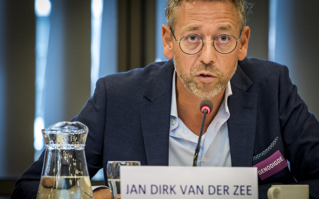 Jan Dirk van der Zee, directeur amateurvoetbal van de KNVB: ,,Het is belangrijk dat niemand in paniek raakt en iedereen z’n gezonde verstand gebruikt.’’