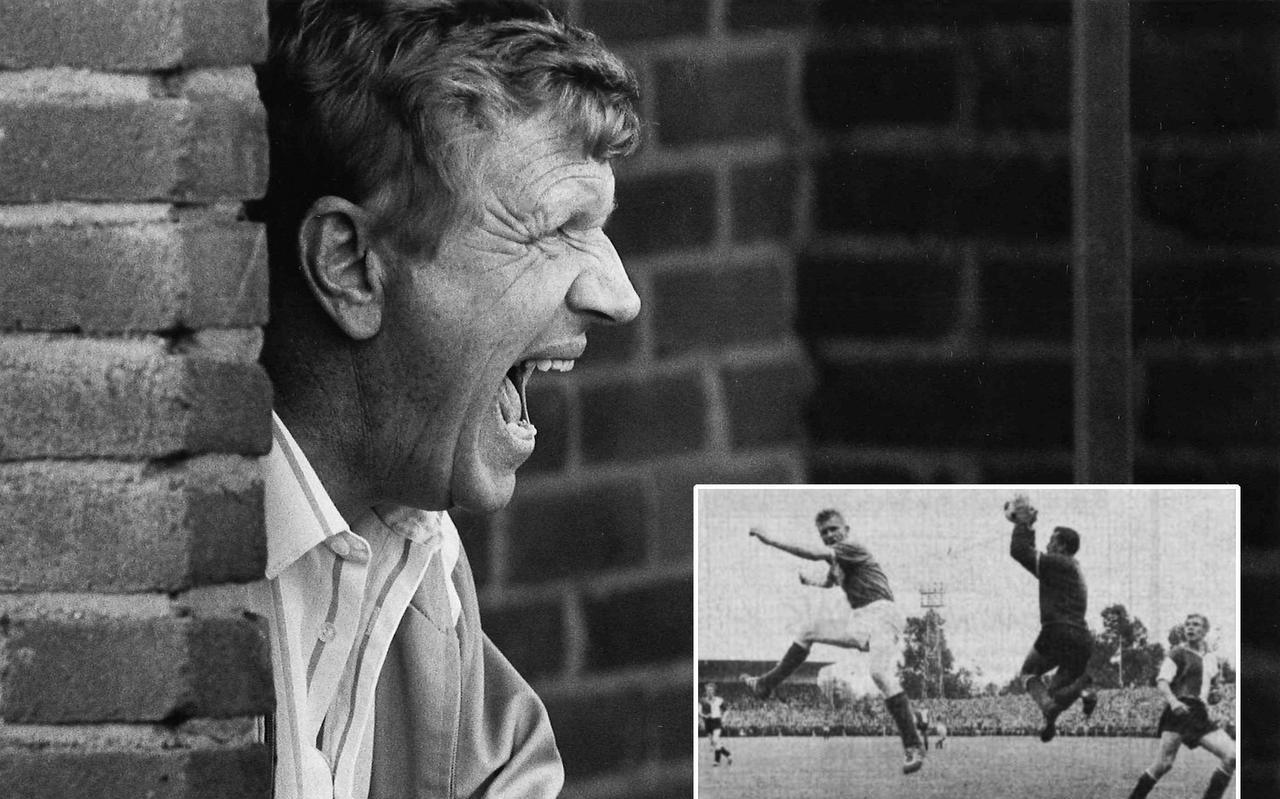  Dick Bosschieter in 1985 als trainer van Haren. Inzet: Feyenoord-doelman Eddy Pieters Graafland (m) is Dick Bosschieter (l) de baas in diens debuutwedstrijd voor GVAV in augustus 1963. Hans Kraay sr. kijkt toe.  Foto’s: archief DvhN