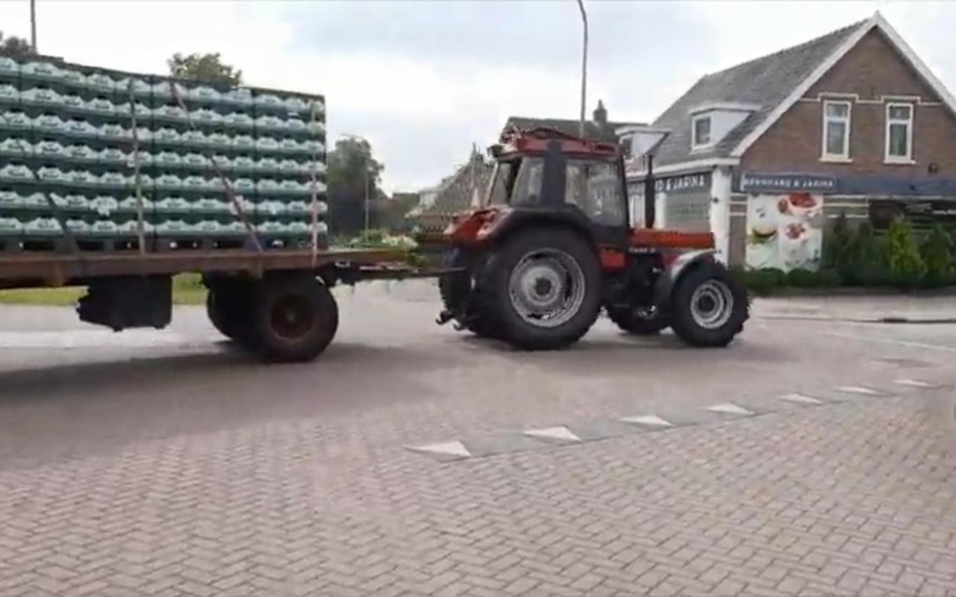 Het biertransport onderweg naar Drogteropslagen.