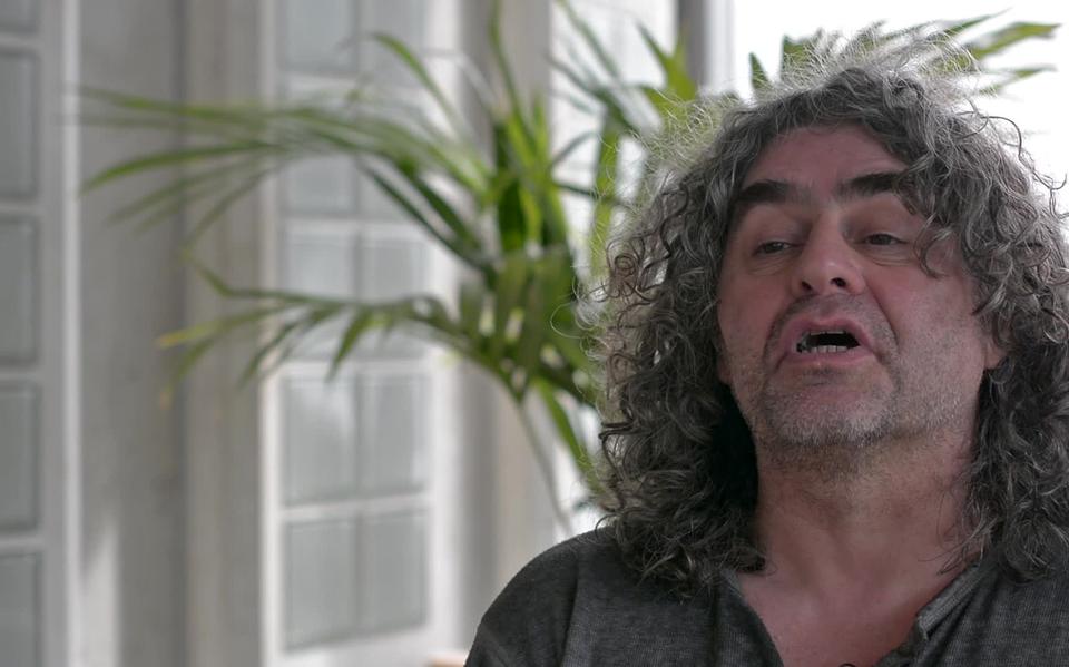 Niet ontvankelijk, wat betekent dat eigenlijk? En hoe uitzonderlijk zijn vormfouten als deze? Rechtbankverslaggever Rob Zijlstra legt uit. Video: DvhN/Roelof van Dalen
