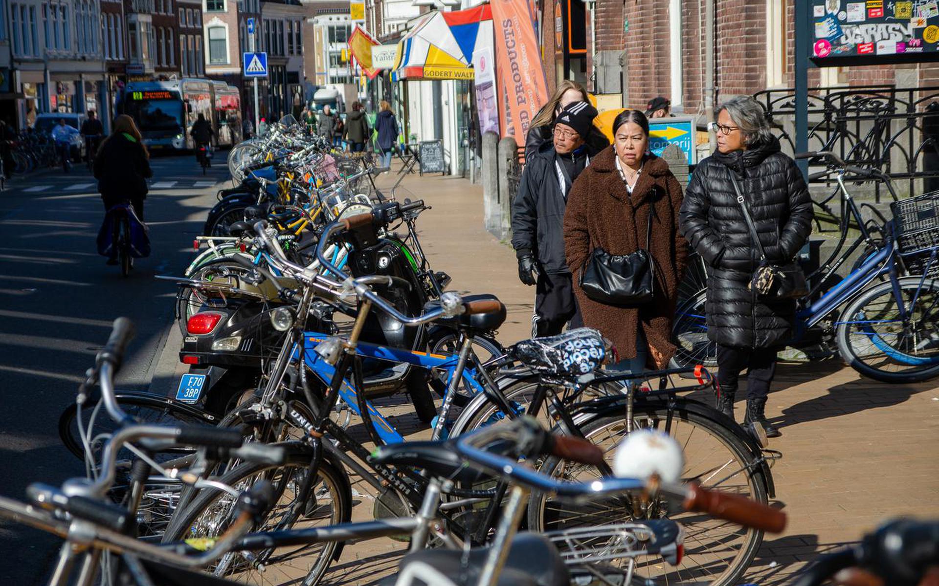 Bij Arcadis verkeren ze in de zalige waan dat het voor voetgangers top is geregeld in Groningen...