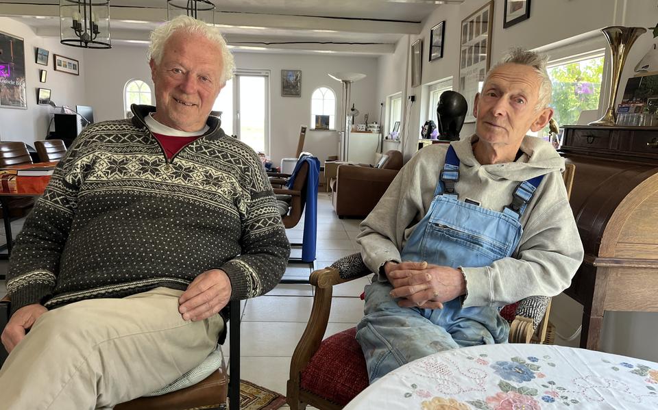Kees de Bock (links ) en Pieter Wijma uit De Poffert: ,,De problemen stapelen zich op." 