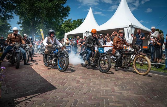 Ronkend verleden herleeft in Rolde, waar 100 jaar TT ooit begon