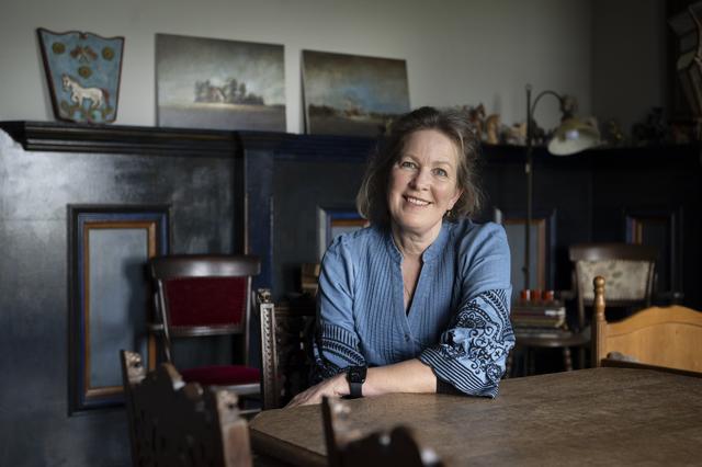 Anke (55) uit Nes verloor haar man Gerrit en werd zelf ziek. Nu is ze programmaleider voor Koningsda